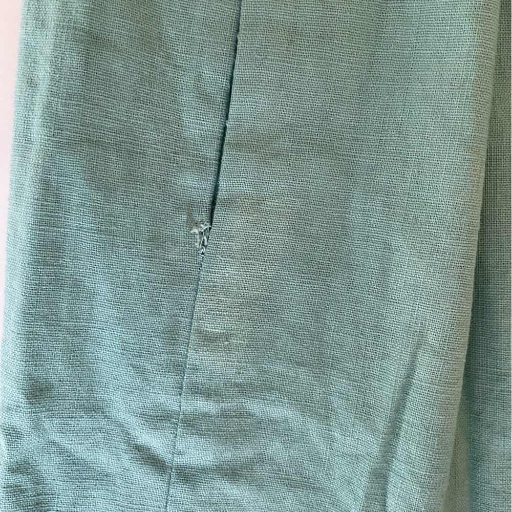 NWOT J Crew Linen-cotton blend city skirt Green sz 24 - small hole near pocket - Picture 7 of 9